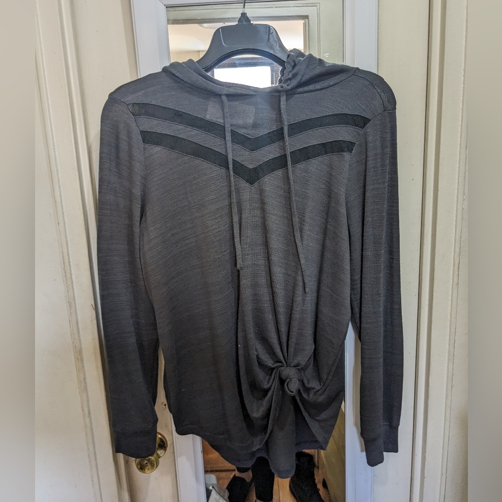 Torrid Plus Size Super Soft Plush Lace Inset Hoodie Top - Size 0 - Picture 6 of 9
